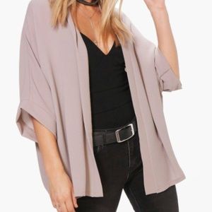 S/M Crepe Boohoo Kimono - Grey